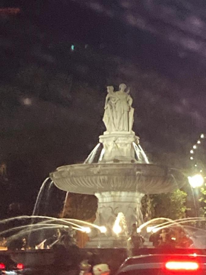Augustins Fountain Studio Cosy Aix Centre Historique A 3 Minutes De Cours Mirabeau -Wifi-Smart Tv-Rue Calme Aix-en-Provence Exterior foto