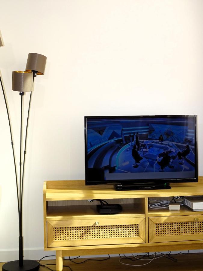 Augustins Fountain Studio Cosy Aix Centre Historique A 3 Minutes De Cours Mirabeau -Wifi-Smart Tv-Rue Calme Aix-en-Provence Exterior foto