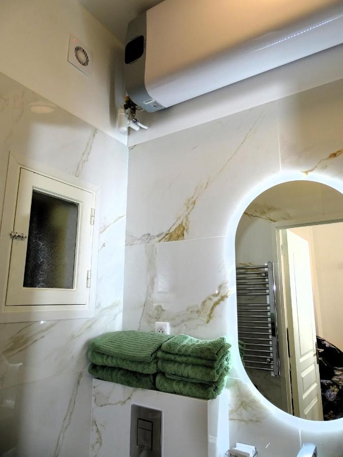 Augustins Fountain Studio Cosy Aix Centre Historique A 3 Minutes De Cours Mirabeau -Wifi-Smart Tv-Rue Calme Aix-en-Provence Exterior foto